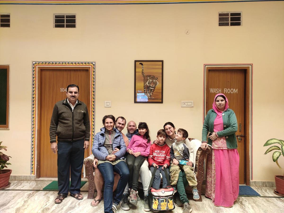 סוואי מדופור Hotel Tiger Haveli מראה חיצוני תמונה