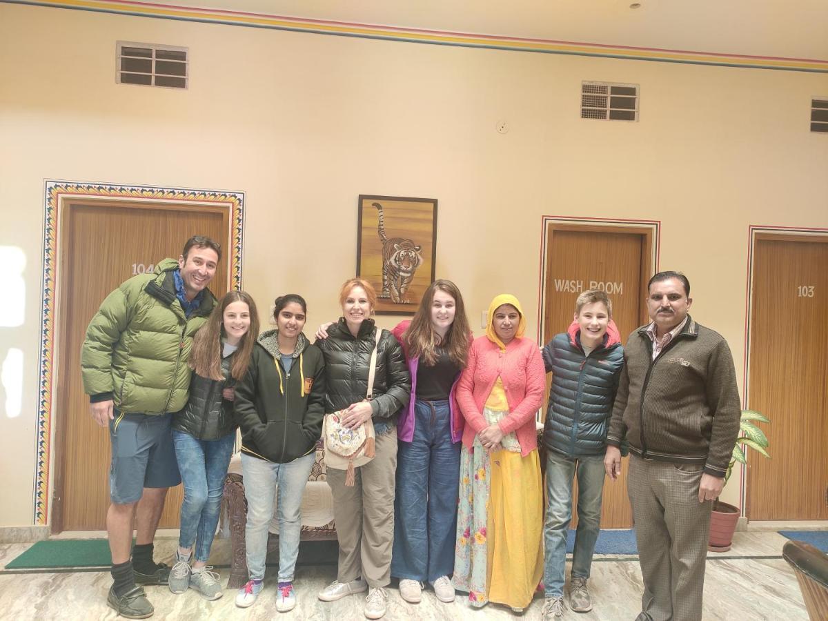 סוואי מדופור Hotel Tiger Haveli מראה חיצוני תמונה