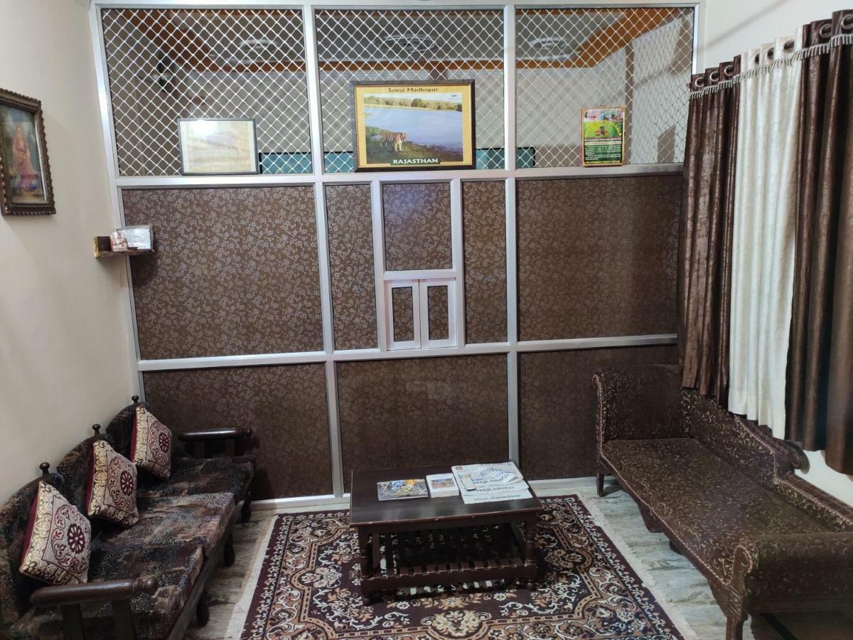 סוואי מדופור Hotel Tiger Haveli מראה חיצוני תמונה